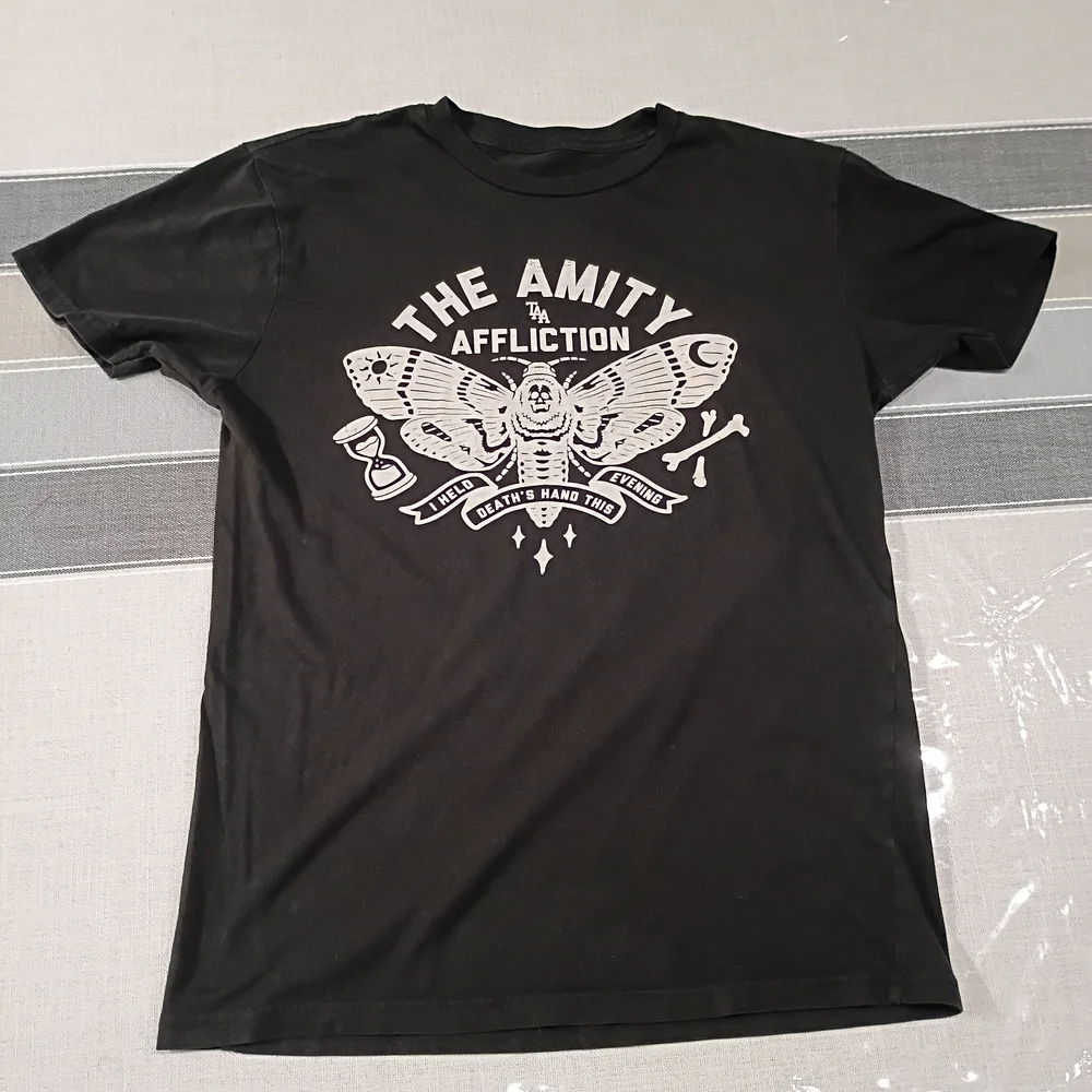 The Amity Affliction Death's Hand Moth Metal Band T-Shirt - Picture 2 of 5